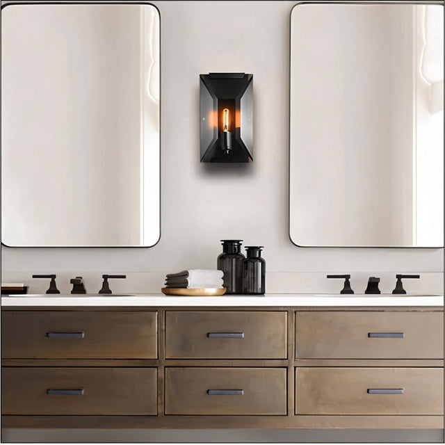 Clecy Wall Lamp