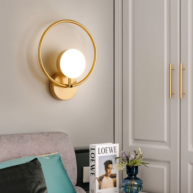 Pavilion Wall Lamp