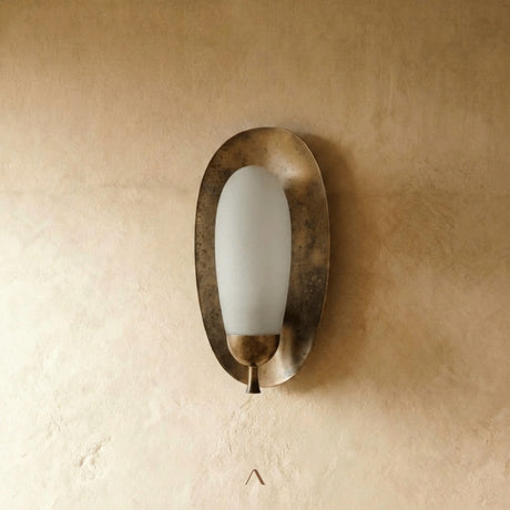 Pollentia Wall Light