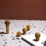 Midvagur Knob