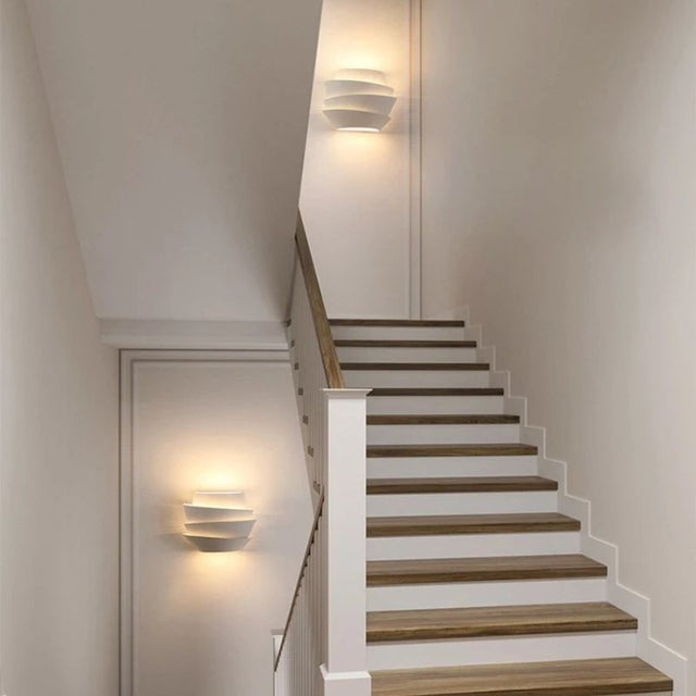 Reil Wall Lamp