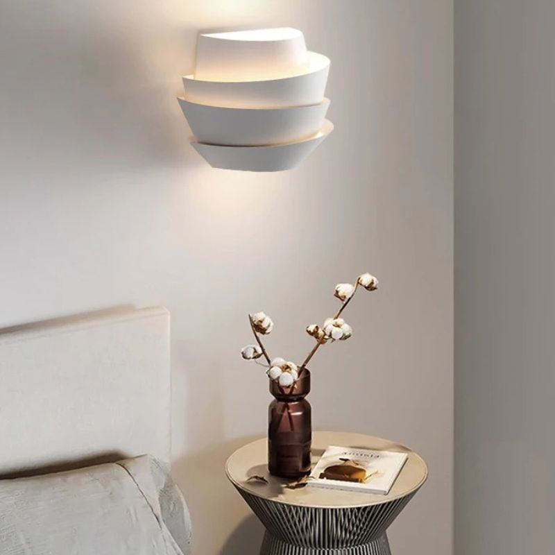 image_text: rigno-wall-lamp-570860