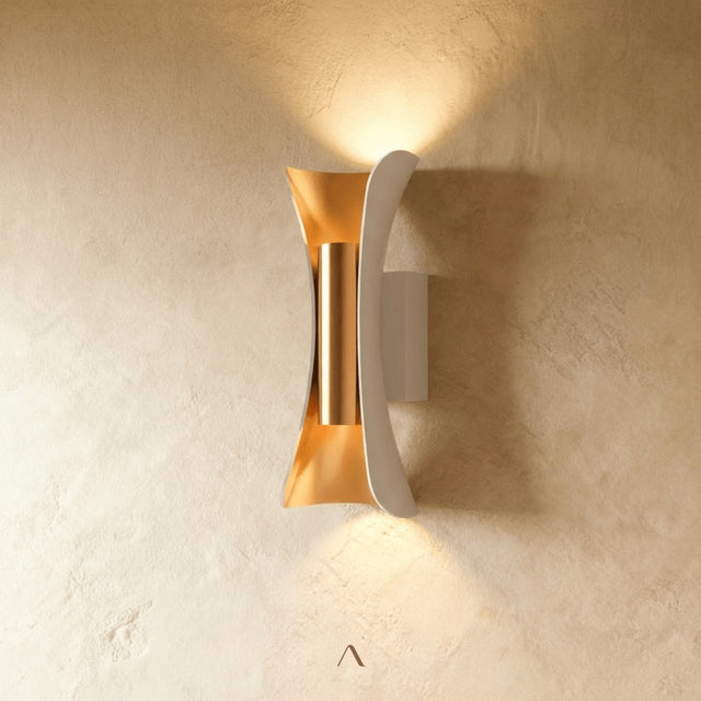 Sail Wall Lamp