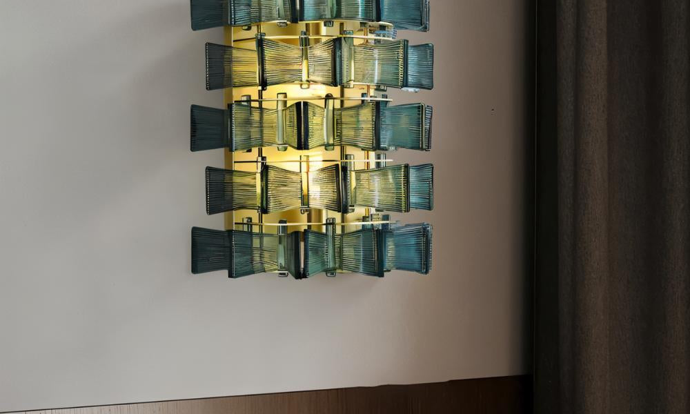 {"type":"root","children":[{"type":"paragraph","children":[{"type":"text","value":"Refined Glass Artistry"}]}]}