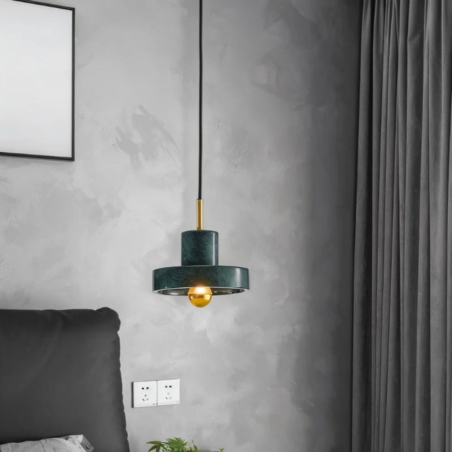 Betel Pendant Light