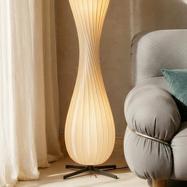 Scope Floor Lamp