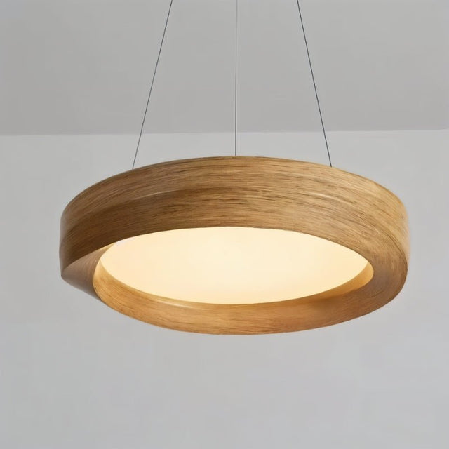 Kastos Pendant Light