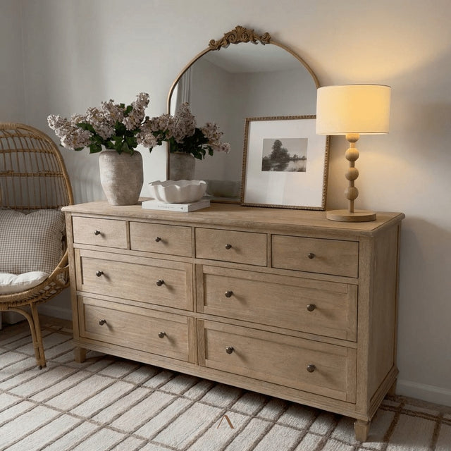 Sineu Table Lamp