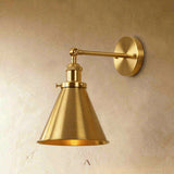 Singo Wall Lamp