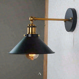 Singo Wall Lamp