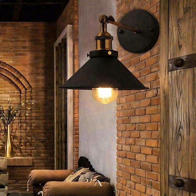 Singo Wall Lamp