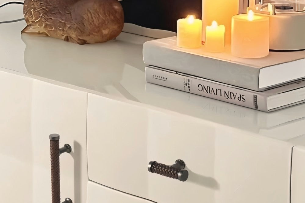 Streymoy Knob styled in a room setting