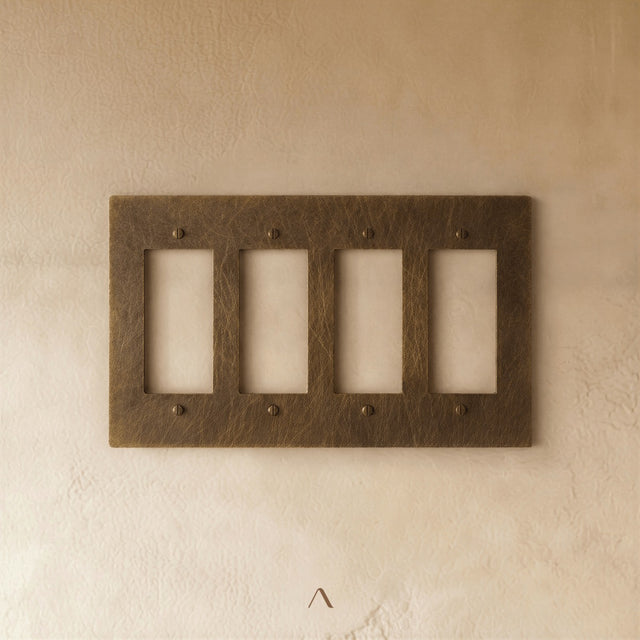 The Brantome Brass Plate (Vintage Brass With Patina)