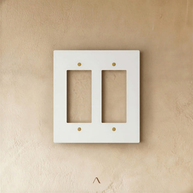 The Brantome Brass Plate (White with Brass)