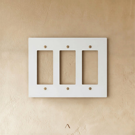 The Brantome Brass Plate (White with Brass)