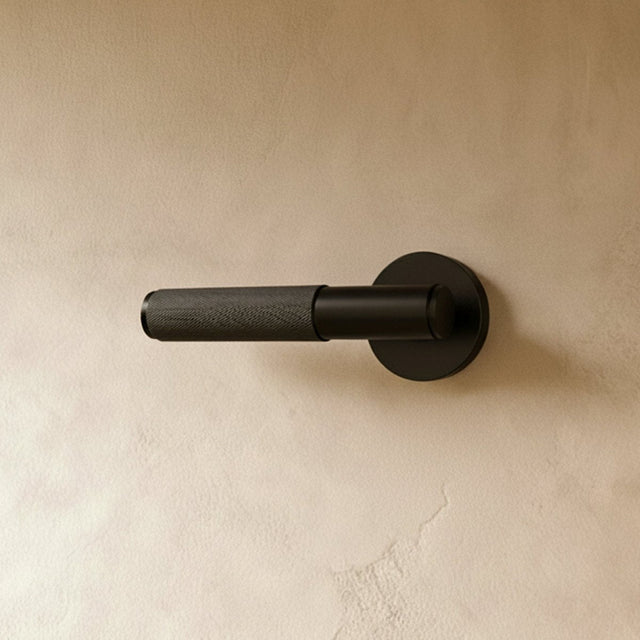 Ardeche Handle