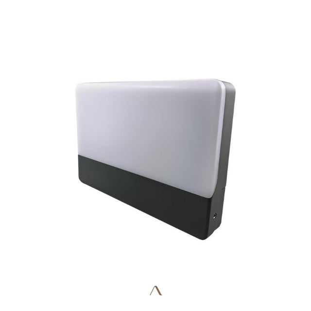 Tjeuke Wall Lamp