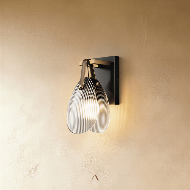 Todi Wall Lamp