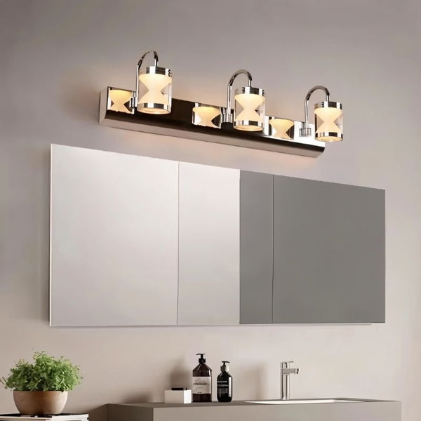 {"type":"root","children":[{"type":"paragraph","children":[{"type":"text","value":"Sculptural Chrome Elegance"}]}]}