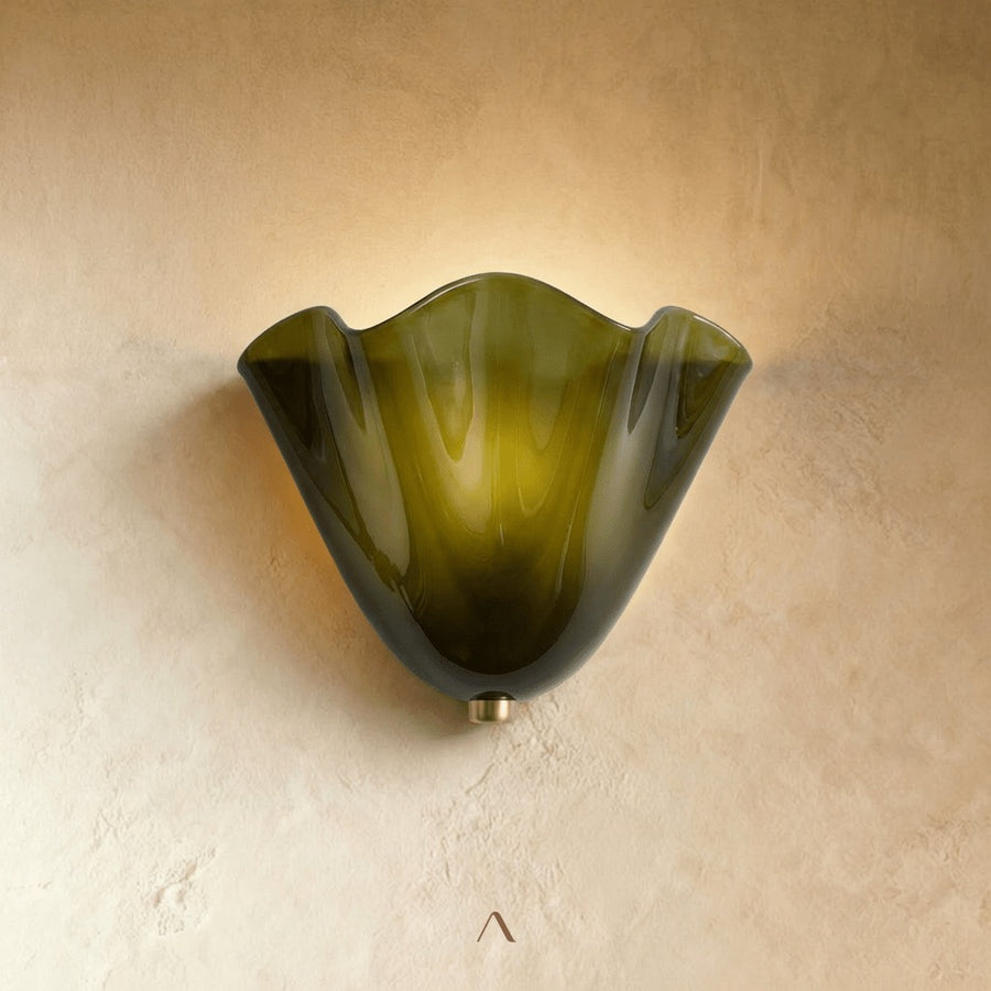 Tossa Wall Light