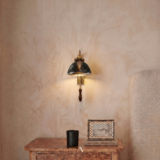 Ubeda Wall Light