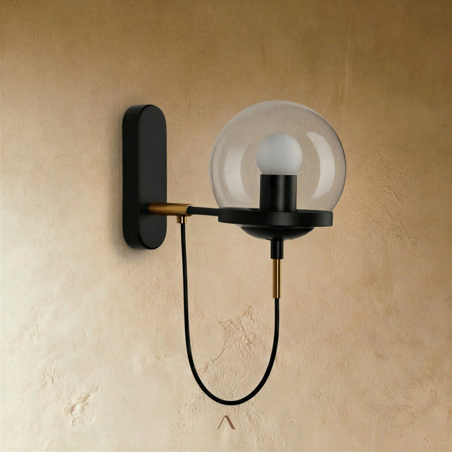 Uzerche Wall Lamp