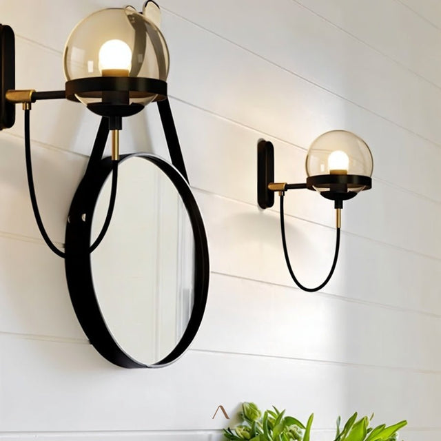 Uzerche Wall Lamp