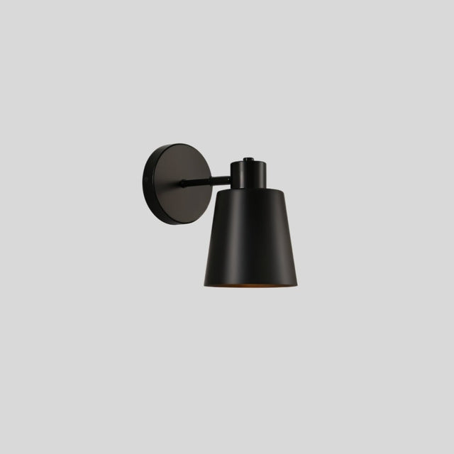 Gavrus Wall Lamp
