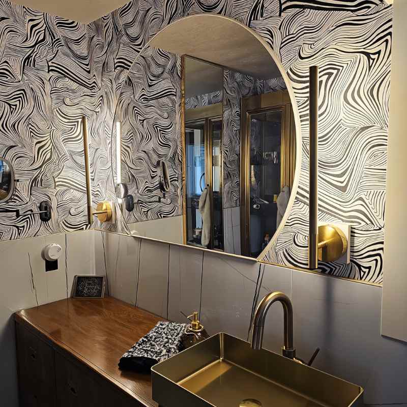image_text: valtie-wall-lamp-886589
