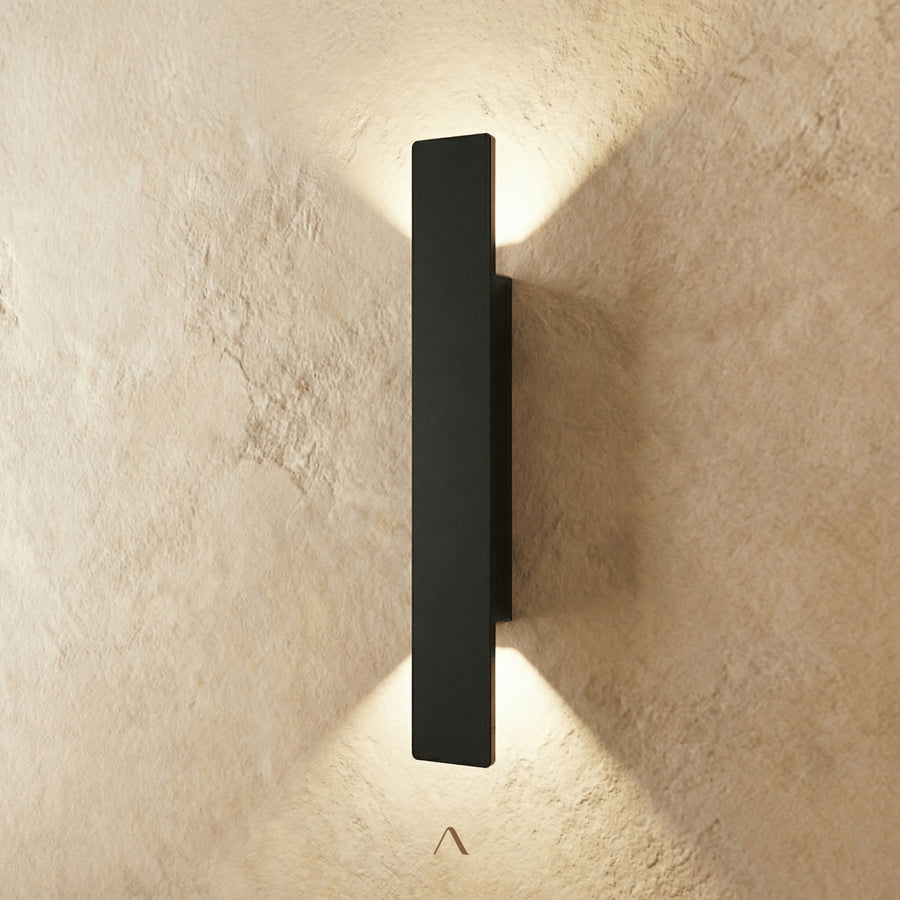 Vidja Outdoor Wall Lamp