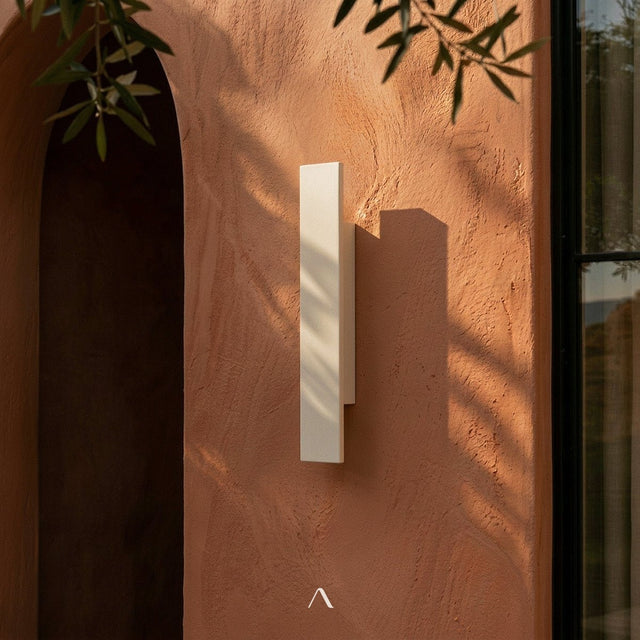 Vidja Outdoor Wall Lamp