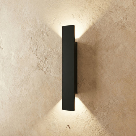 Vidja Outdoor Wall Lamp