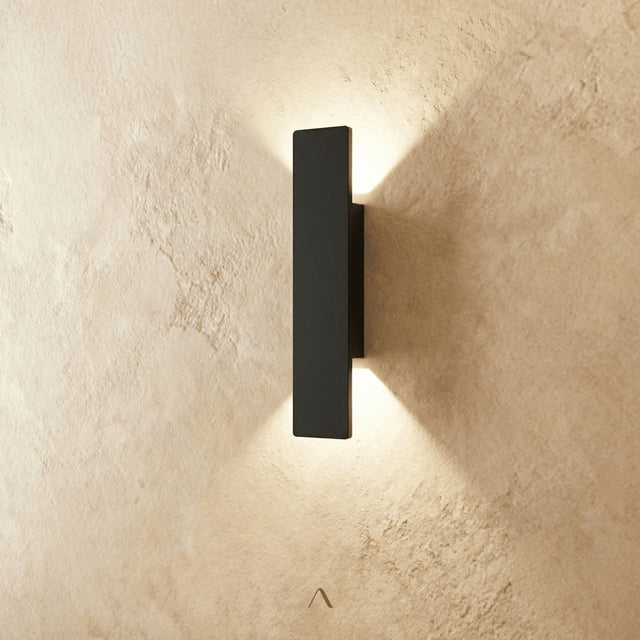 Vidja Outdoor Wall Lamp
