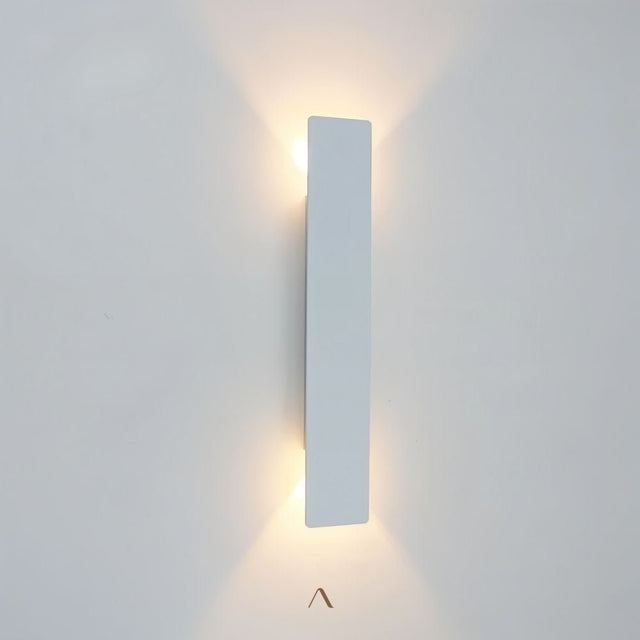 Vidja Wall Lamp