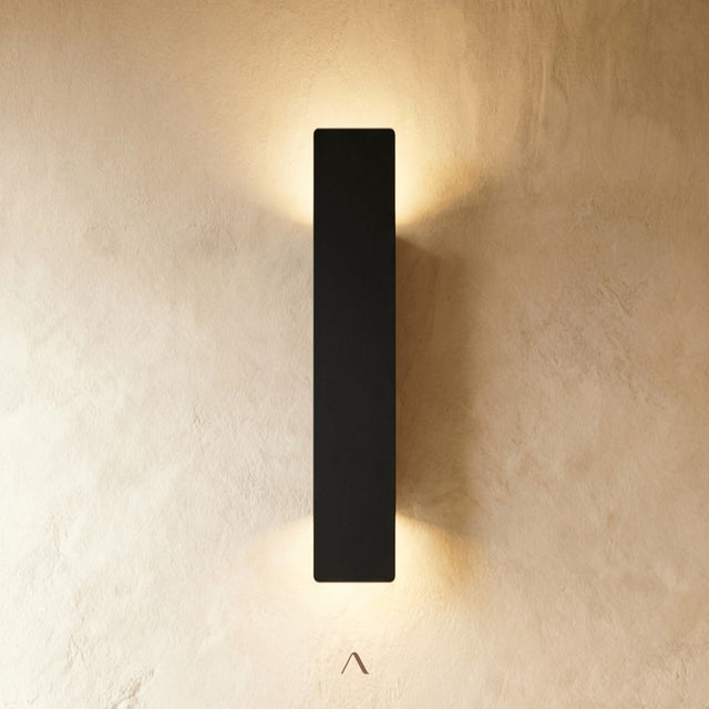 Vidja Wall Lamp