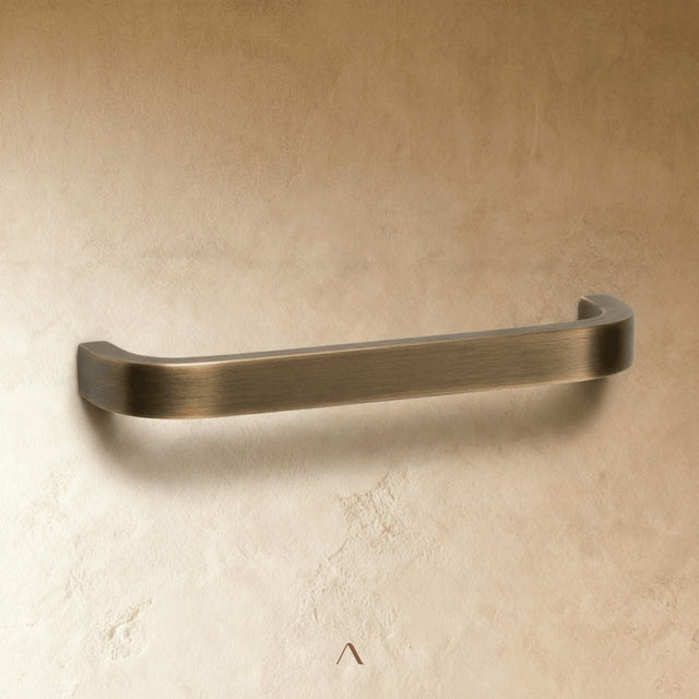 Vilac Cabinet Pull