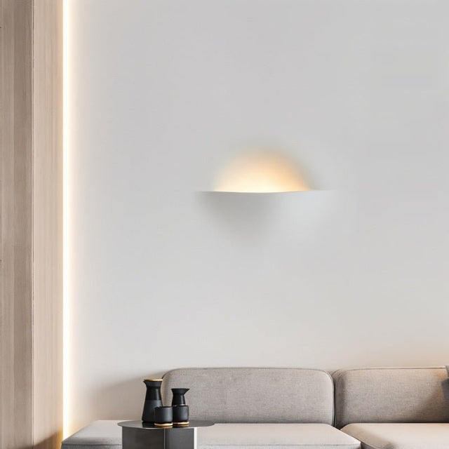 Fluessen Wall Light