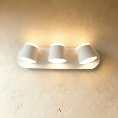 Williwaw Wall Lamp