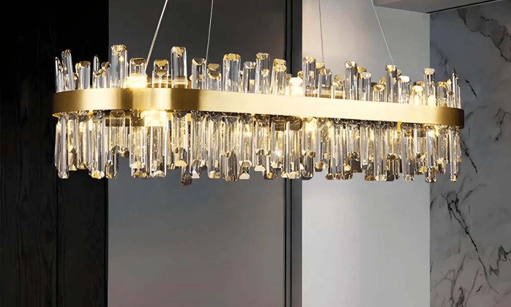 {"type":"root","children":[{"type":"paragraph","children":[{"type":"text","value":"Architectural Masterpiece Commanding Visual Attention"}]}]}