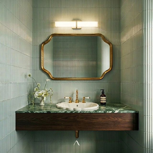 Zephyr Wall Lamp