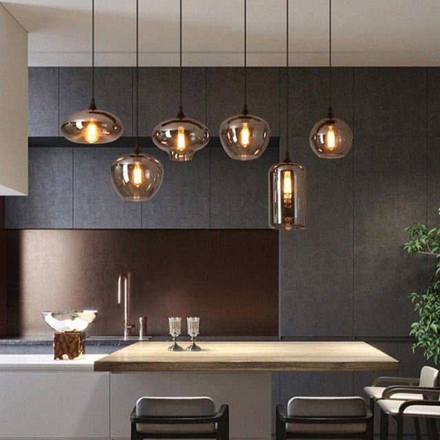 Léon Pendant Light