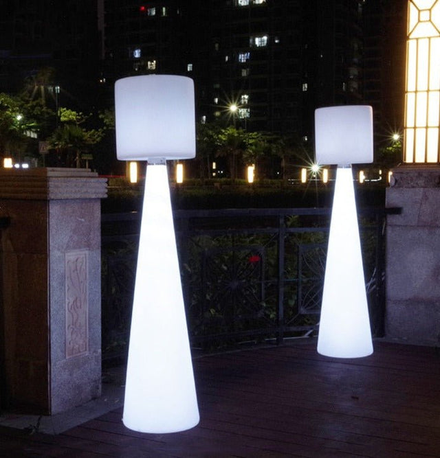 Raul Floor Lamp