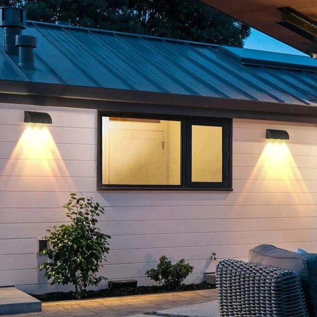 Elias Outdoor Wall Lamp