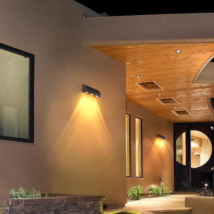 Elias Outdoor Wall Lamp