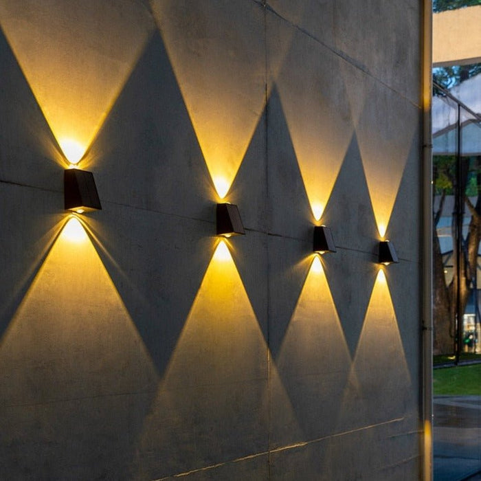 Emmanuelle Outdoor Wall Lamp