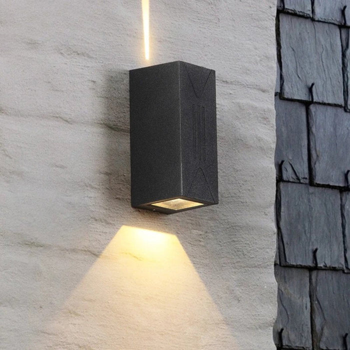 Fabian Outdoor Wall Lamp