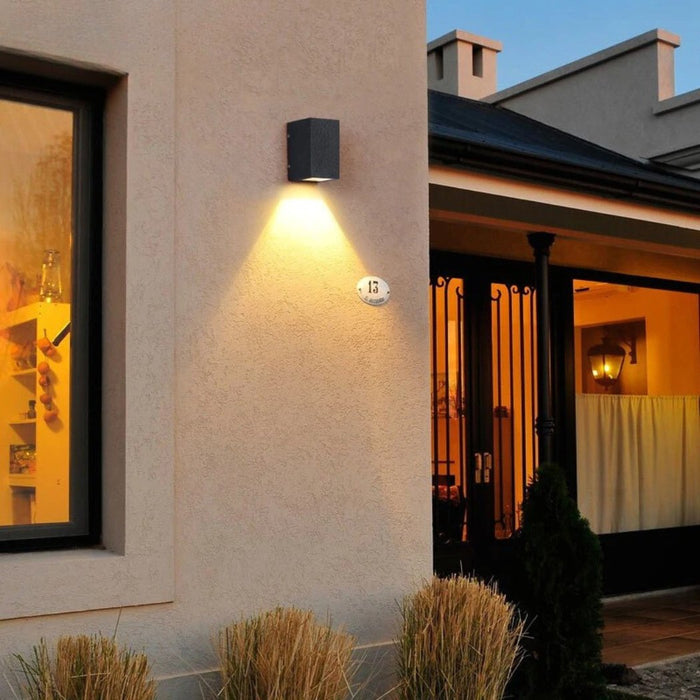 Fabian Outdoor Wall Lamp