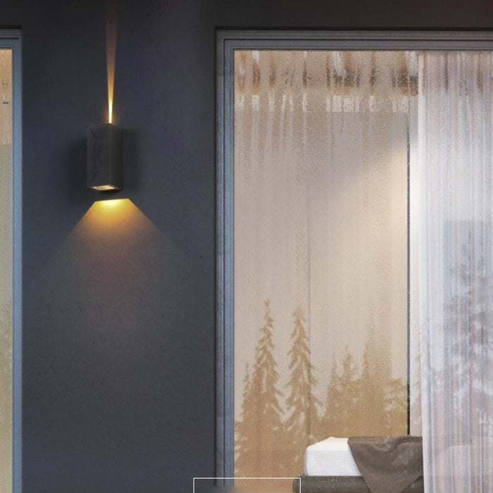 Fabian Outdoor Wall Lamp