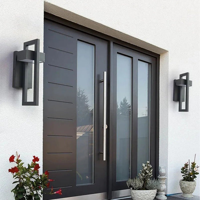 Helioq Outdoor Wall Lamp