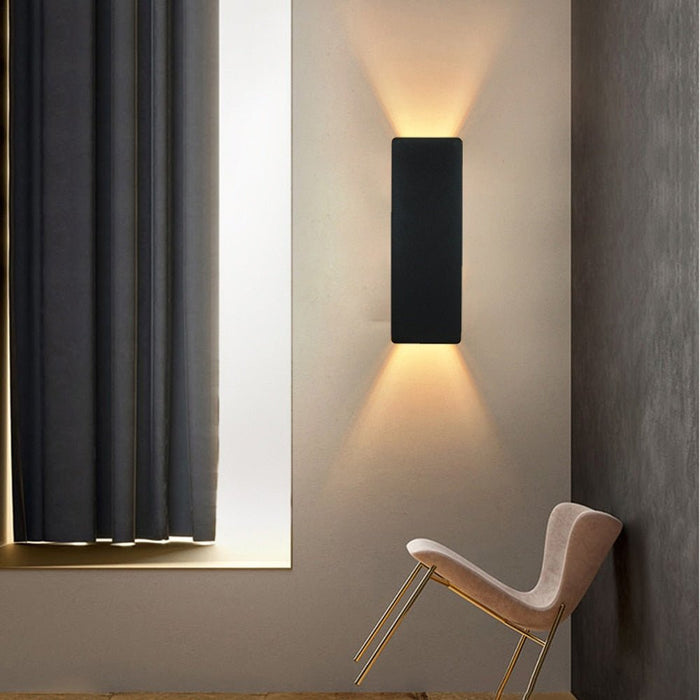 Aurelia Wall Lamp